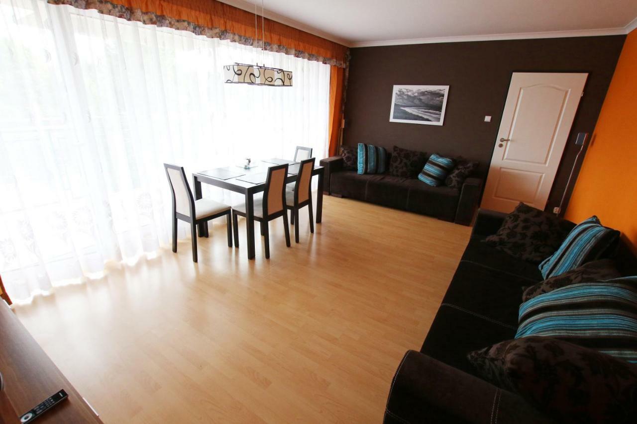 Apartament Kapitanski Колобжег Екстер'єр фото